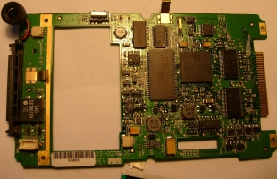 Handspring_Visor_Edge_mainboard_B2.jpg